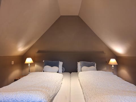 Casa-Cosi, tourist & business suites & flats with reserved parking included, private sauna Apartment hotel in Flanders