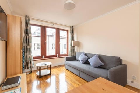 Ness Central Apartment - Greig Street Apartment in Inverness