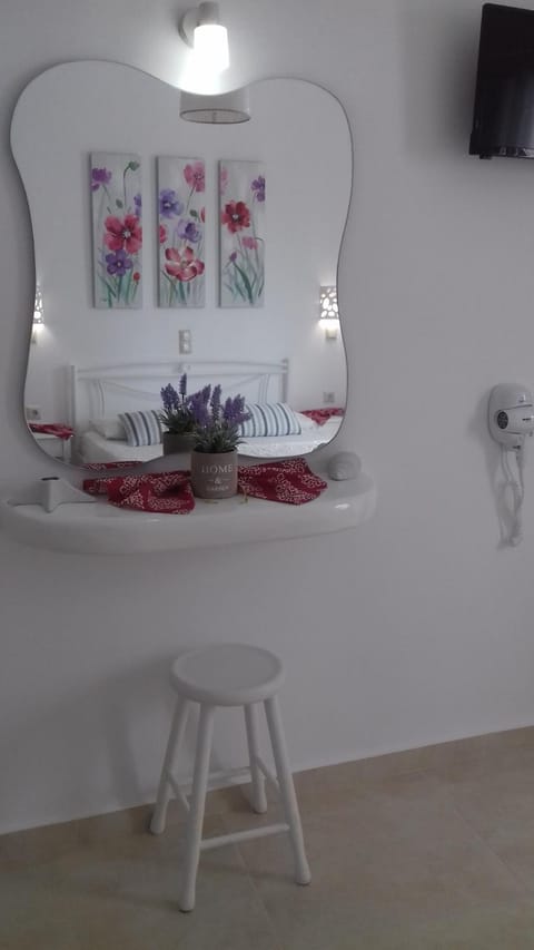 Klimataria Studios Apartment in Agios Prokopios