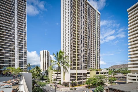 Property building, Day, Neighbourhood, City view, Street view, Location