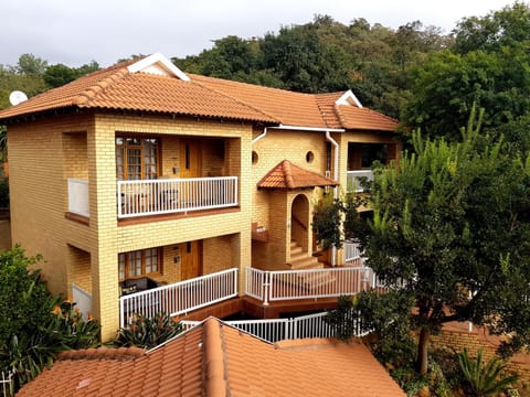 Property building, Bird's eye view, Decorative detail