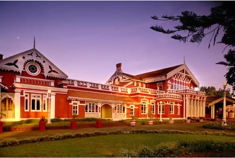 Property building, Garden