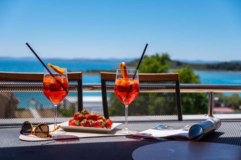 View (from property/room), Drinks