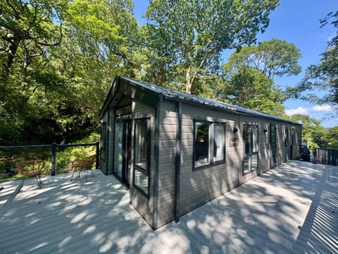 Property building, Balcony/Terrace