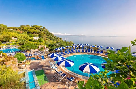 Pool view, Sea view, Swimming pool, sunbed