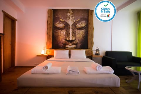 Photo of the whole room, Decorative detail, Bedroom, Certificate/Award