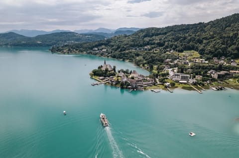 Nearby landmark, Day, Natural landscape, Bird's eye view, Lake view