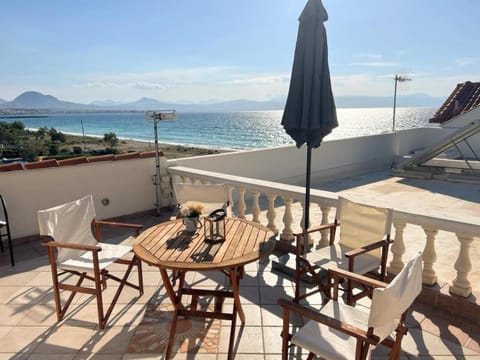Seating area, Beach, Sea view