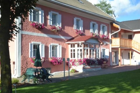 Residenze Sonnenschein Apartment hotel in Prags