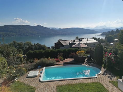 Holiday Apartment Krumpendorf Apartment in Klagenfurt