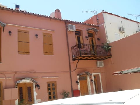 Irene Maisonettes Apartment in Chania