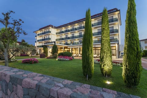 Property building, Garden