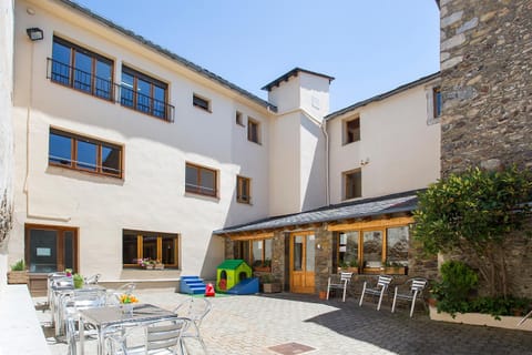 Facade/entrance, Garden, Lobby or reception