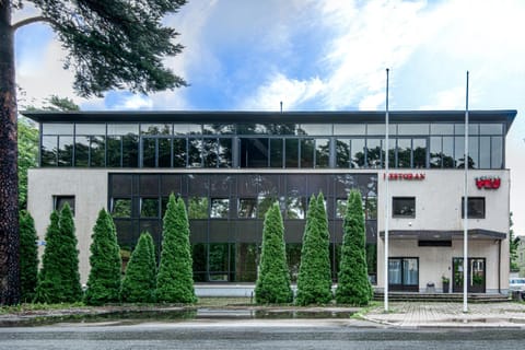 Property building, Facade/entrance, Location