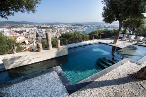 Garden, Swimming pool