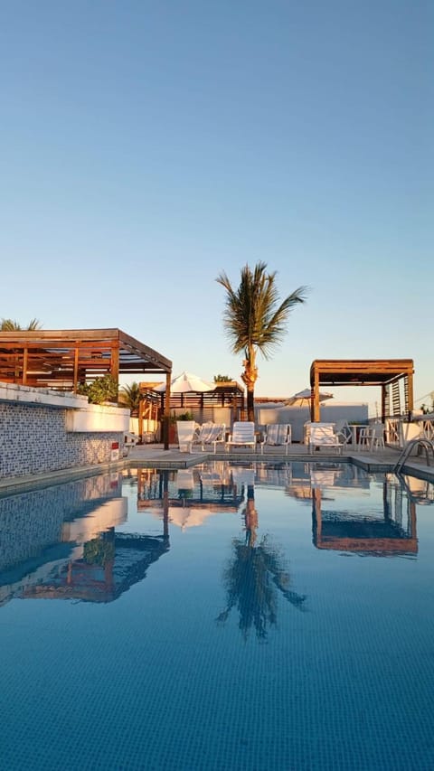 Day, Pool view, Swimming pool, sunbed
