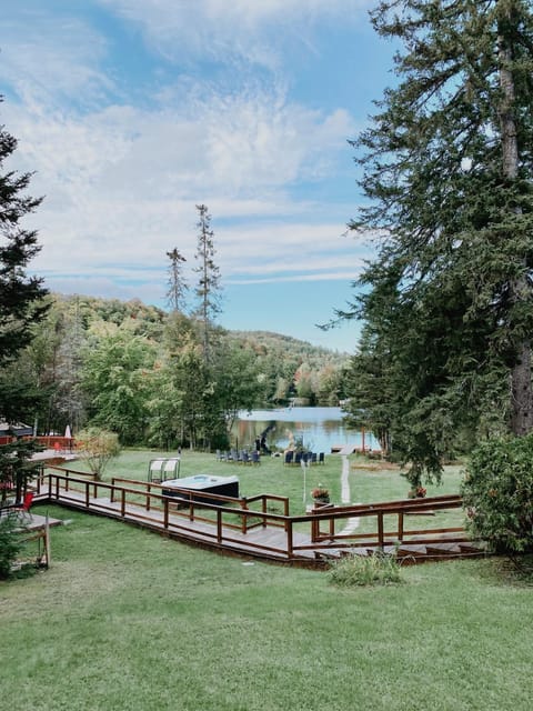 Day, Natural landscape, Garden, Spa and wellness centre/facilities, Garden view, Lake view, Seasons, wedding