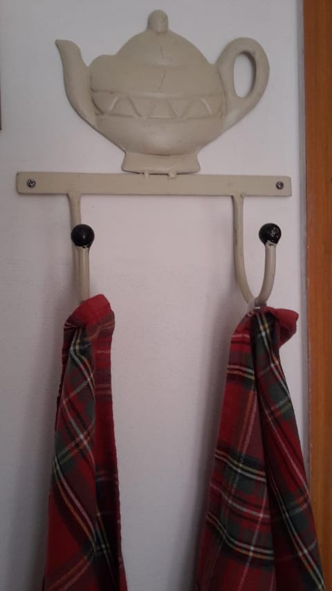 Kitchen or kitchenette, Decorative detail