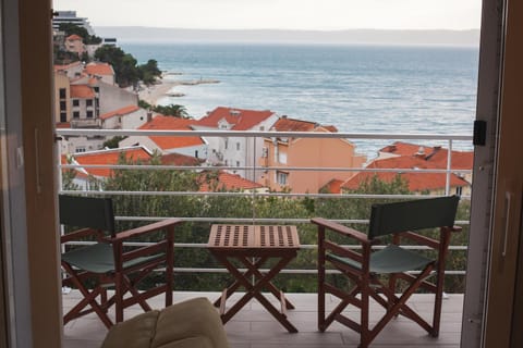 Neighbourhood, Beach, City view, Sea view