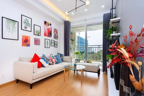 Property building, TV and multimedia, Living room, Seating area