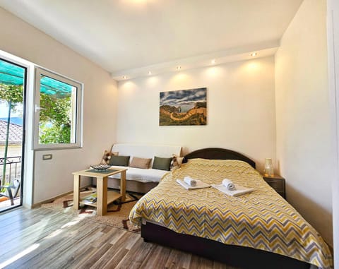 City Center Apartment-Old Town Terrace retreat Apartment in Montenegro