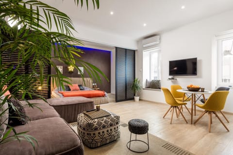 Living room, Bedroom