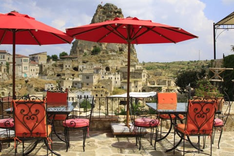 Restaurant/places to eat, Day, Balcony/Terrace, City view