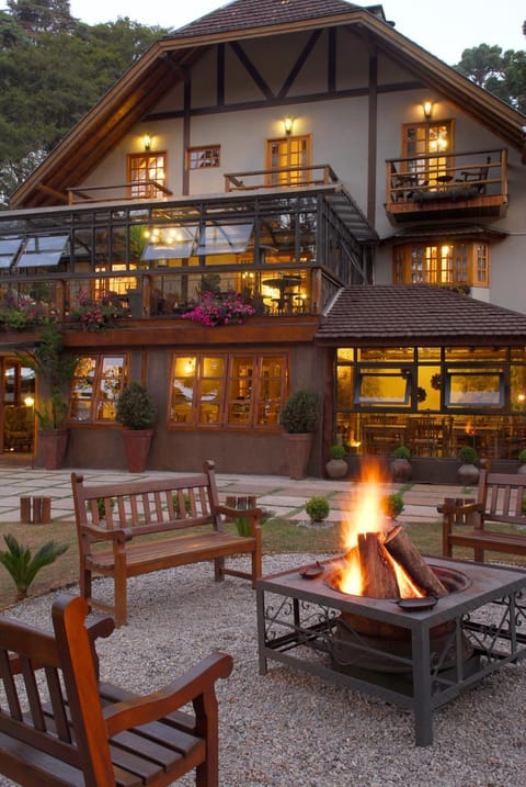 Property building, Patio