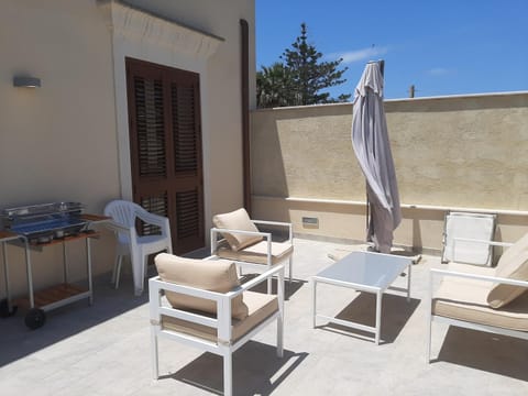 BBQ facilities, Balcony/Terrace, Balcony/Terrace, Seating area, Dining area