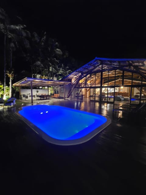 paraíso tropical exótico, natureza e mar, golfe e marina - repaginada House in Angra dos Reis