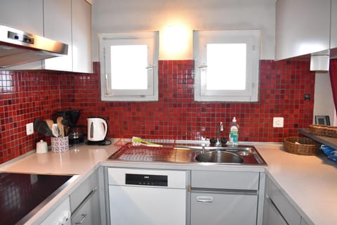 Arp (470 Bä) OG Apartment in Canton of Grisons