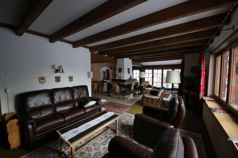 Voa Crestas 7 (715 He) House in Lantsch/Lenz