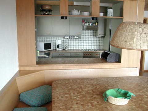 Barlangia (453 Ko) Apartment in Canton of Grisons