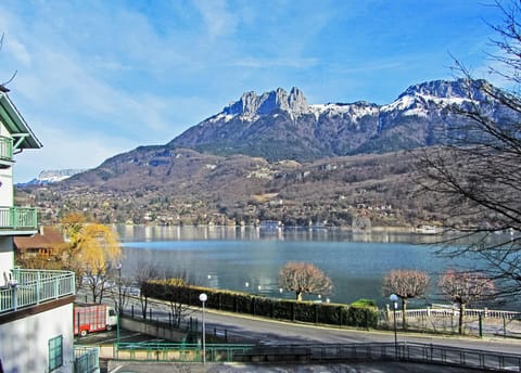 Property building, Lake view, Mountain view