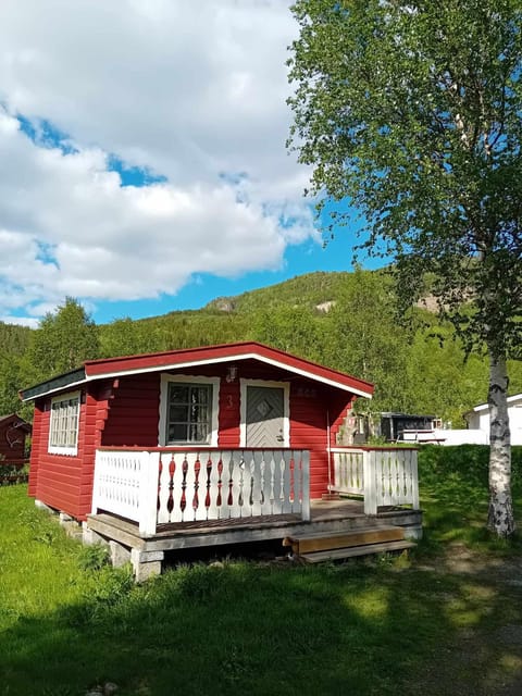 Nordnes Kro og Camping Campground/ 
RV Resort in Nordland, Norway