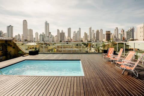 Balcony/Terrace, City view, Swimming pool