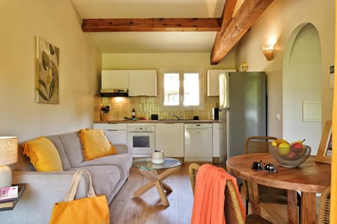 Kitchen or kitchenette, Living room, Dining area