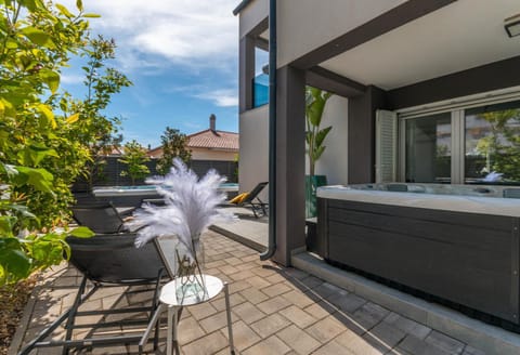 House with pool Ledenko Apartment in Biograd na Moru