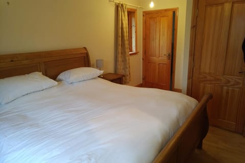 14 Drumcoura Lake Resort House in Leitrim, Co. Leitrim, Ireland