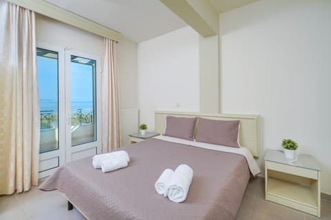 Bed, Bedroom, Sea view