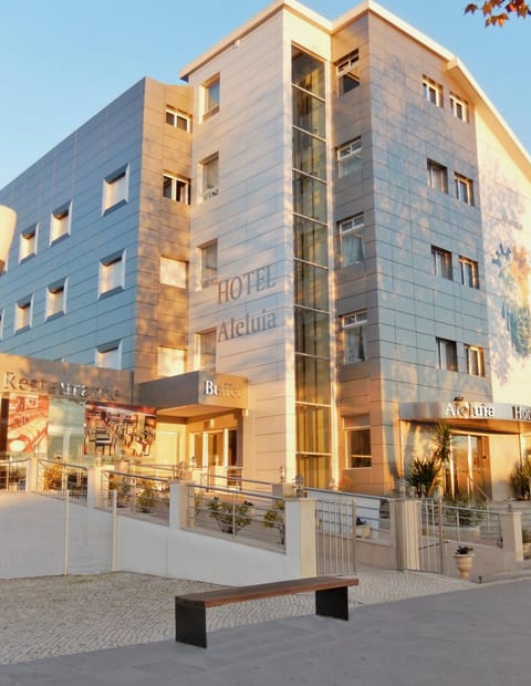Property building, Off site, Location