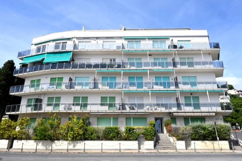 Property building, Sea view