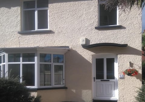 Simon's Cosy House House in Northern Ireland