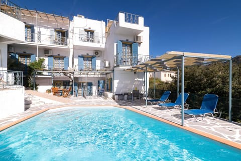 Property building, Patio, Day, View (from property/room), Balcony/Terrace, Pool view, Swimming pool, sunbed