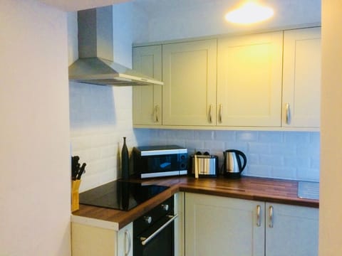 Coffee/tea facilities, Kitchen or kitchenette