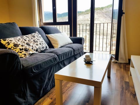 Natural landscape, View (from property/room), Balcony/Terrace, Living room, Seating area
