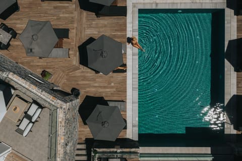 Bird's eye view, Swimming pool