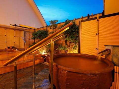 Hot Spring Bath, Open Air Bath