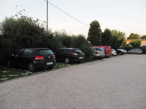 Property building, Natural landscape, Other, On site