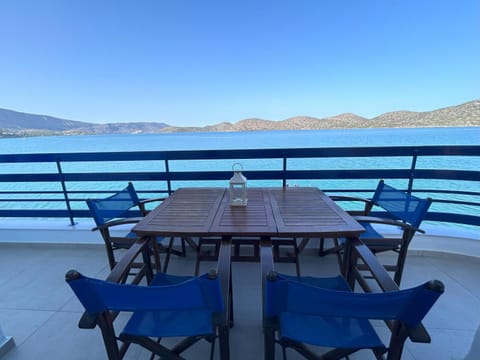 Balcony/Terrace, Seating area, Dining area, Sea view